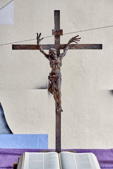 Objekt Nr. 8: Gunther Stilling, Kruzifix, Bronze 1977