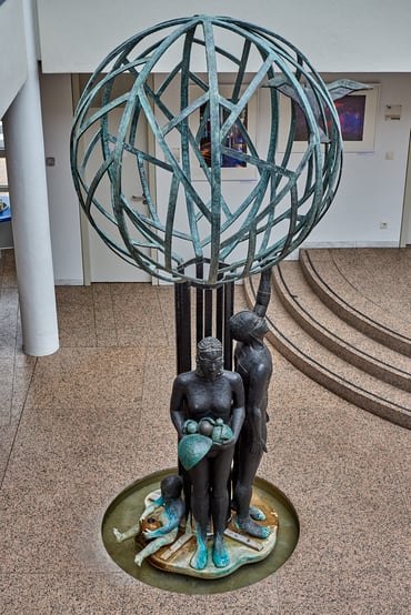 Objekt Nr. 12: Ursula Stock, Lebensbaum, Bronze 1988