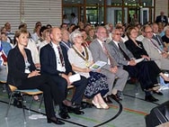 Die Festgäste in der Riedfurthalle