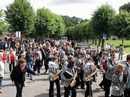 Musikalische Begleitung zur Urkunden-Unterzeichnung