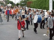 Festzug in Béville